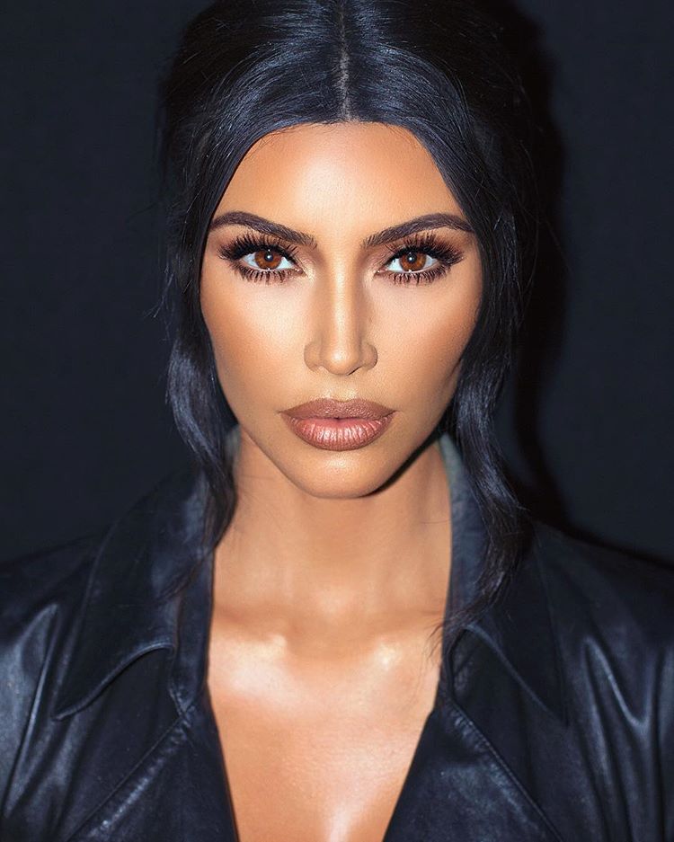 Newsflash: Η Kim Kardashian λανσάρει bridal συλλογή μακιγιάζ