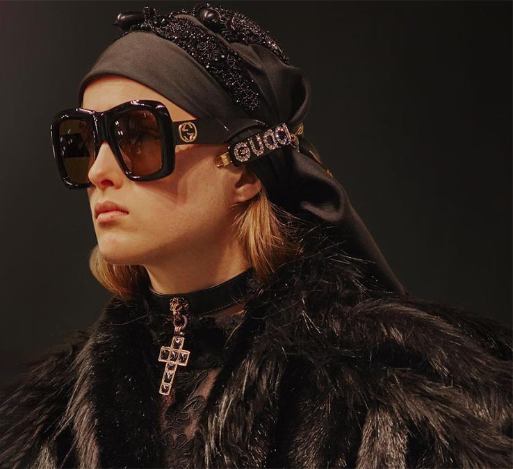 Η τυχερή που κερδίζει το super glam ζευγάρι γυαλιά του οίκου Gucci αξίας €468