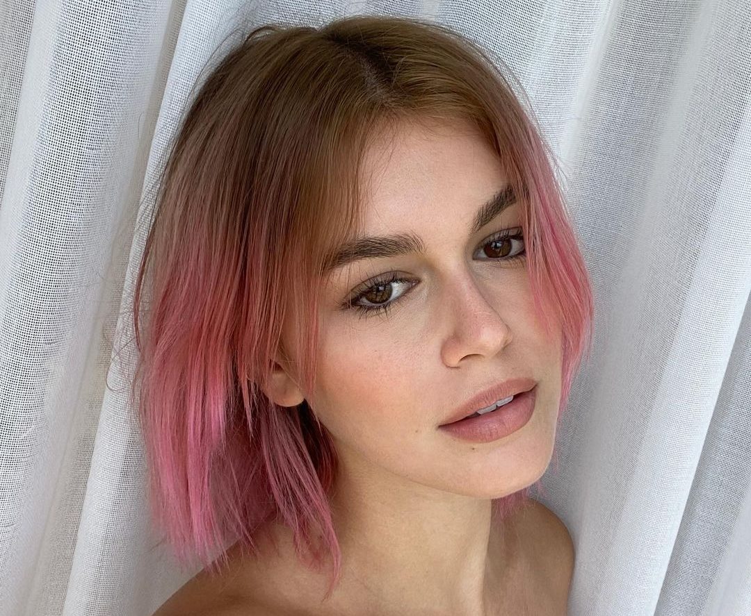 Pinky Promise: 11 celebrities που μας έψησαν να βάψουμε τα μαλλιά μας ροζ