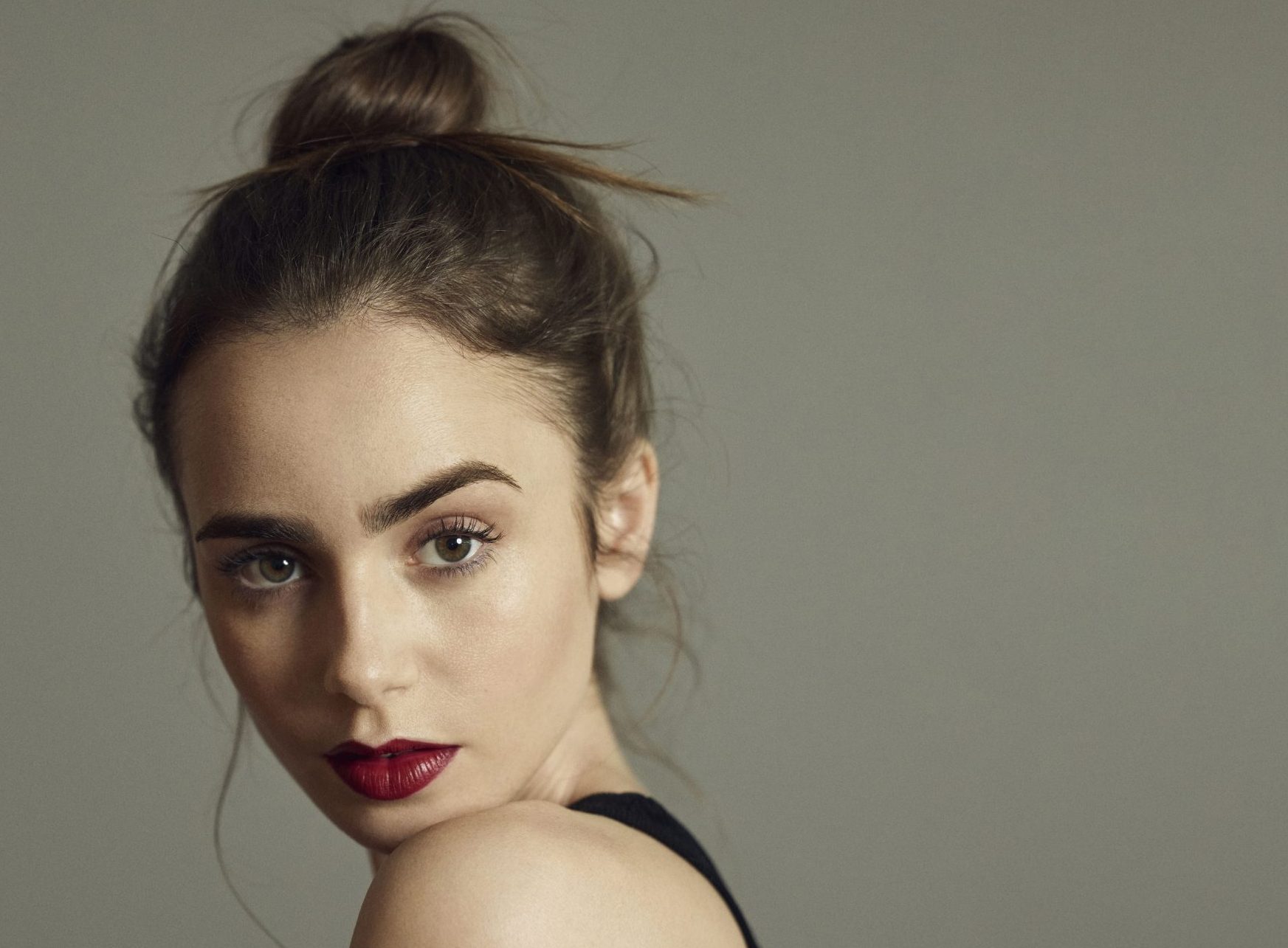 Lily Collins: Η σταρ του 2020