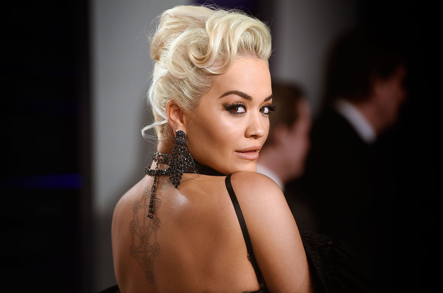 Rita Ora: Έκανε party γενεθλίων εν μέσω καραντίνας