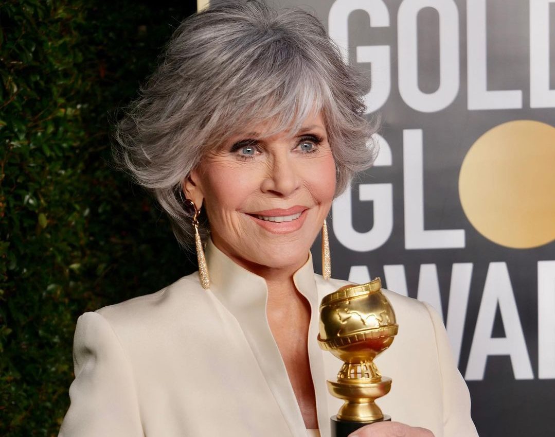 Jane Fonda: Και όμως! Η μάσκαρα που επέλεξε για τις Χρυσές Σφαίρες κοστίζει μόλις 9 δολάρια Για να πετύχουμε μια iconic εμφάνιση δεν πρέπει απαραίτητα να ξοδέψουμε και μια μικρή περιούσια.Τo eye look της Jane Fonda για τις Χρυσές Σφαίρες 2021 είναι η επιβεβαίωση.