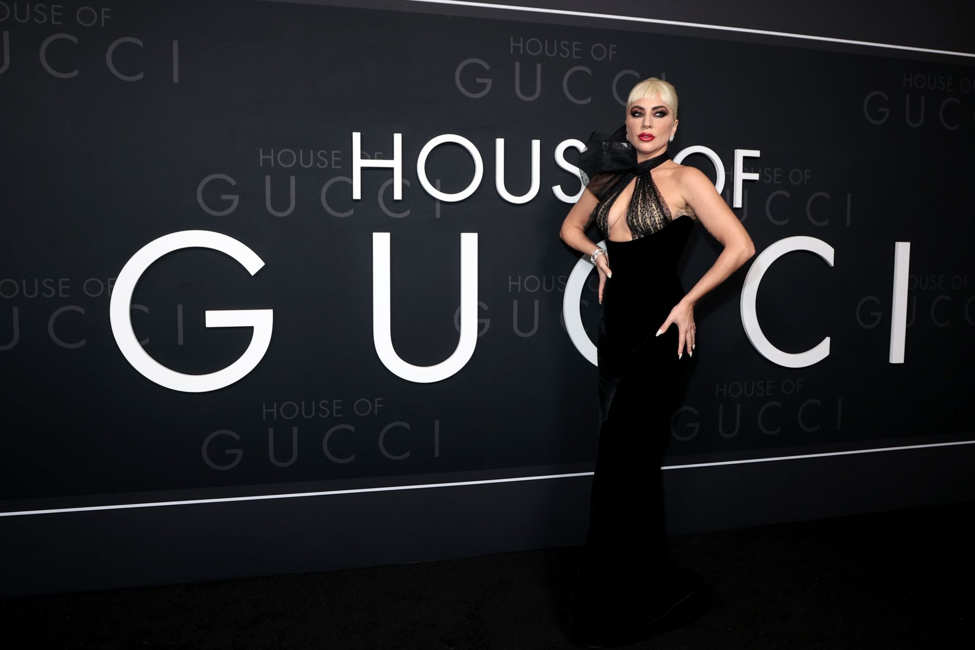 Lady Gaga: Δεν φαντάζεσαι πόσο κόστισαν οι αλλαγές που έκανε στα μαλλιά της για την ταινία «House of Gucci»