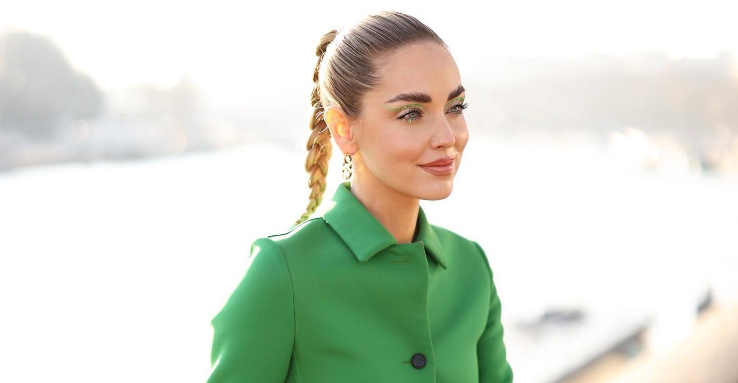 Chiara Ferragni: Το green beauty look της στην Paris Couture Week είναι ό,τι πιο stylish