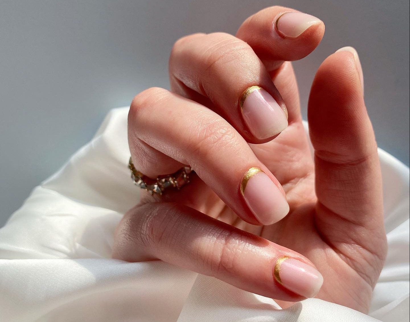 Παντρεύεσαι φέτος το καλοκαίρι; 8 ιδέες για το πιο stylish bridal μανικιούρ