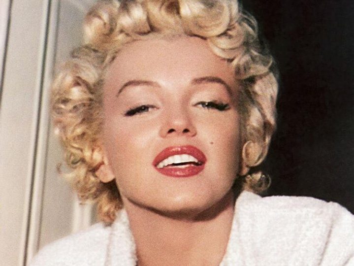 Μάθαμε επιτέλους πώς θα αποκτήσουμε τις XXL βλεφαρίδες της Marilyn Monroe